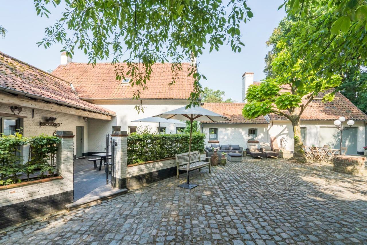 Fantastische vakantiewoning aan het bos Wingene Buitenkant foto